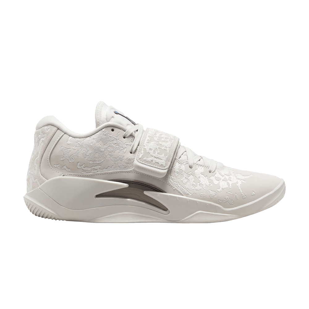 Jordan Zion 3 SE M.U.D. Os clair