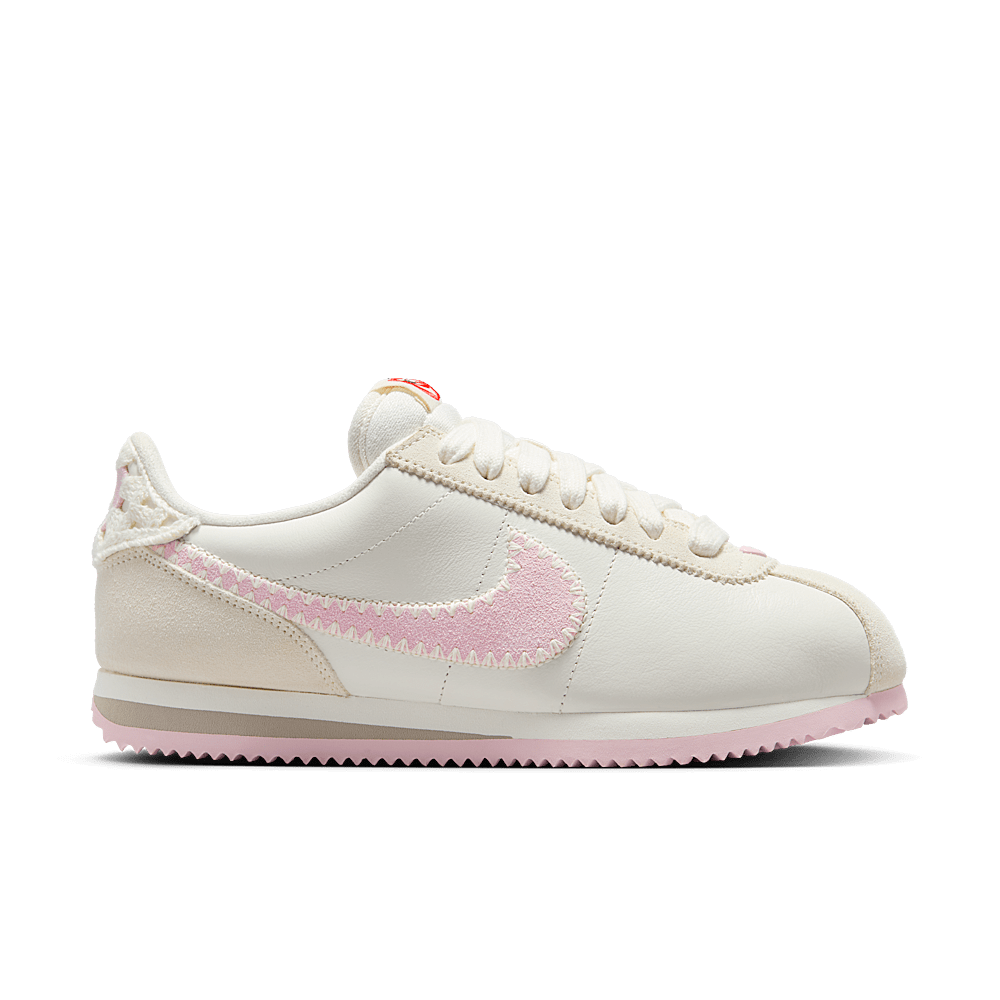 Nike Cortez Saint-Valentin (2025) (Femme)
