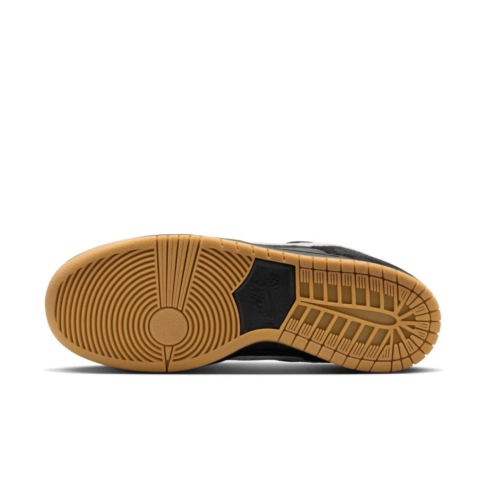 Nike Sb Dunk Low Pro Noir Blanc Gomme